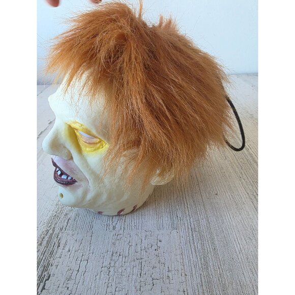 Vintage gemmy micheal meyers moaning beheaded Halloween head light up animated H - Picture 5 of 8